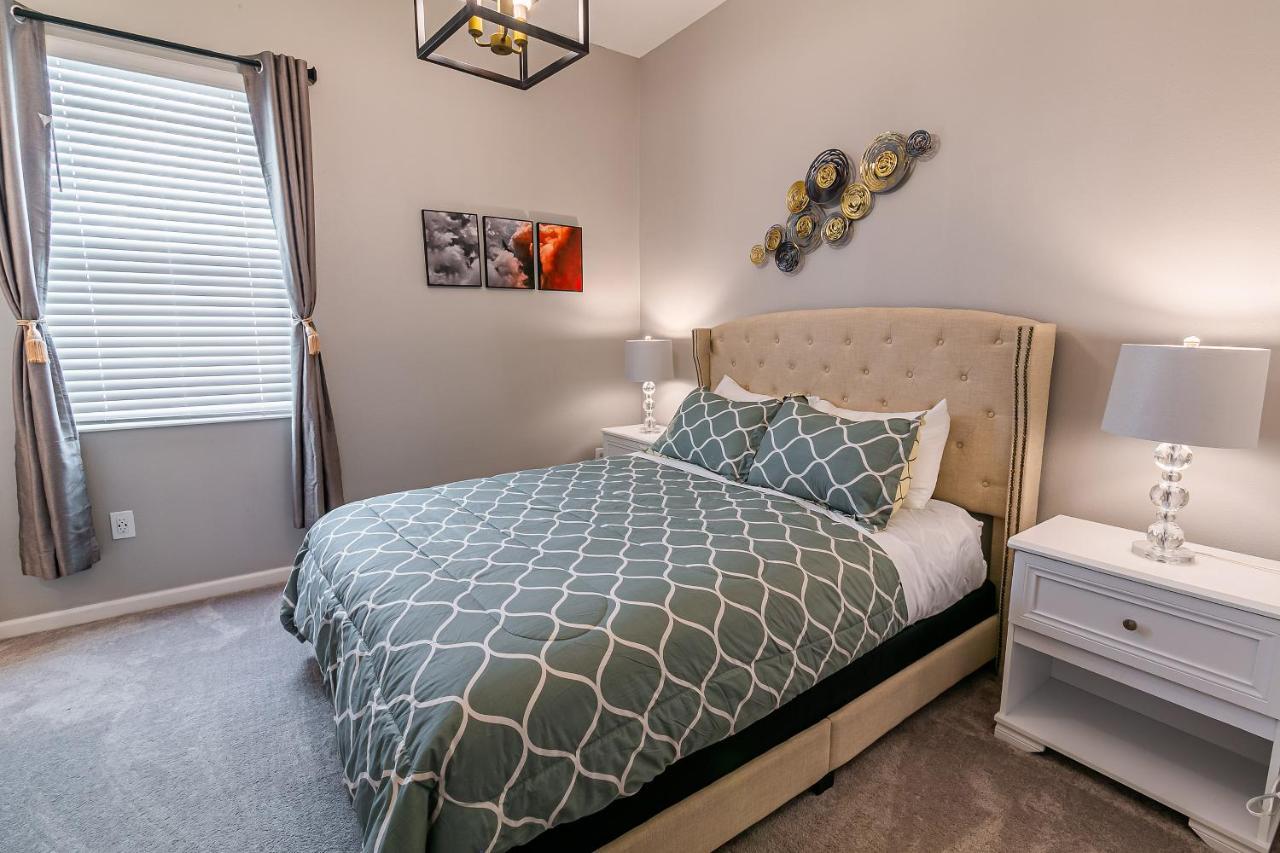 Luxury 12 Bedrooms Pool House 10 Min To Disney4630 Kissimmee Eksteriør bilde