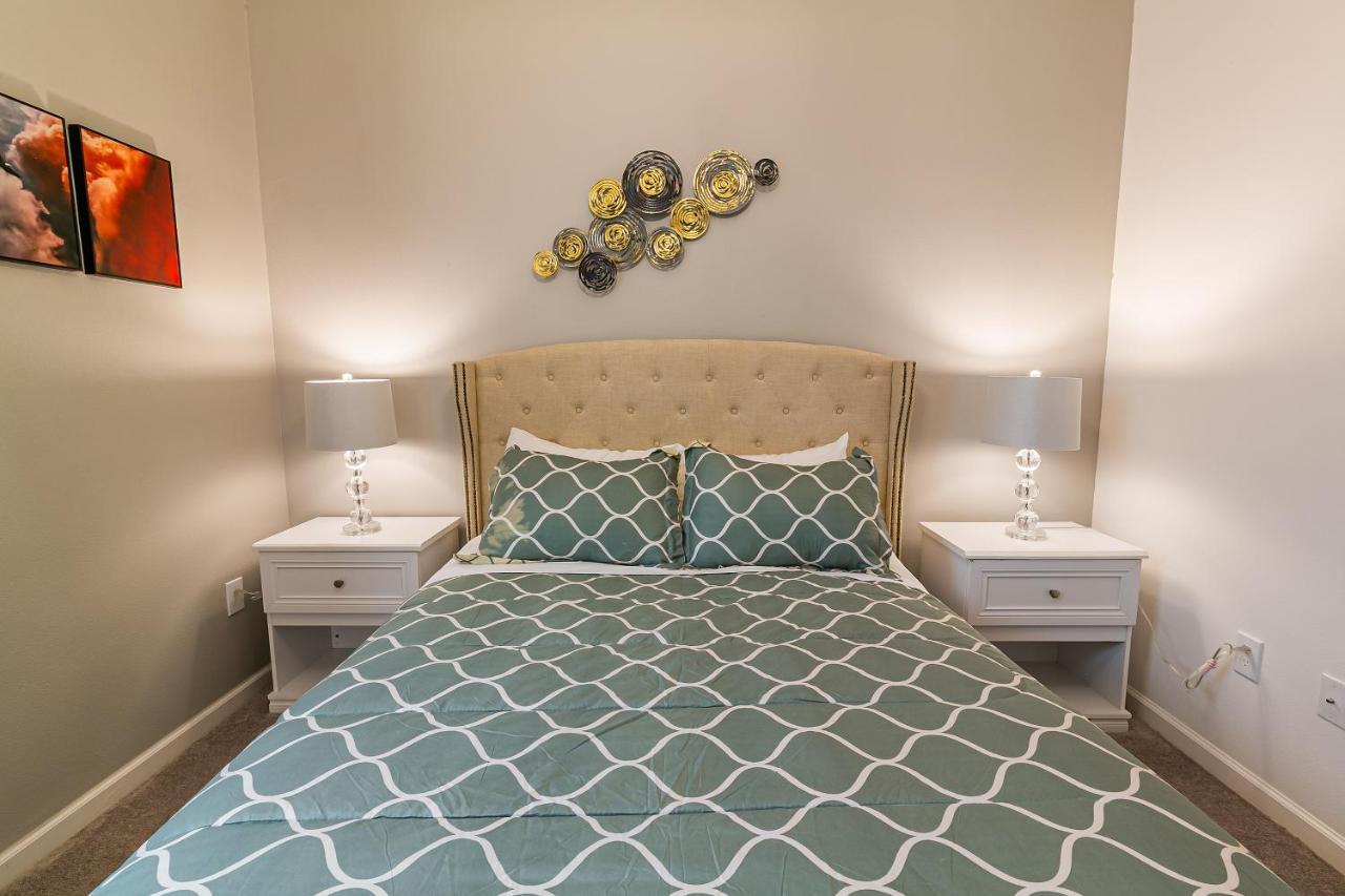 Luxury 12 Bedrooms Pool House 10 Min To Disney4630 Kissimmee Eksteriør bilde